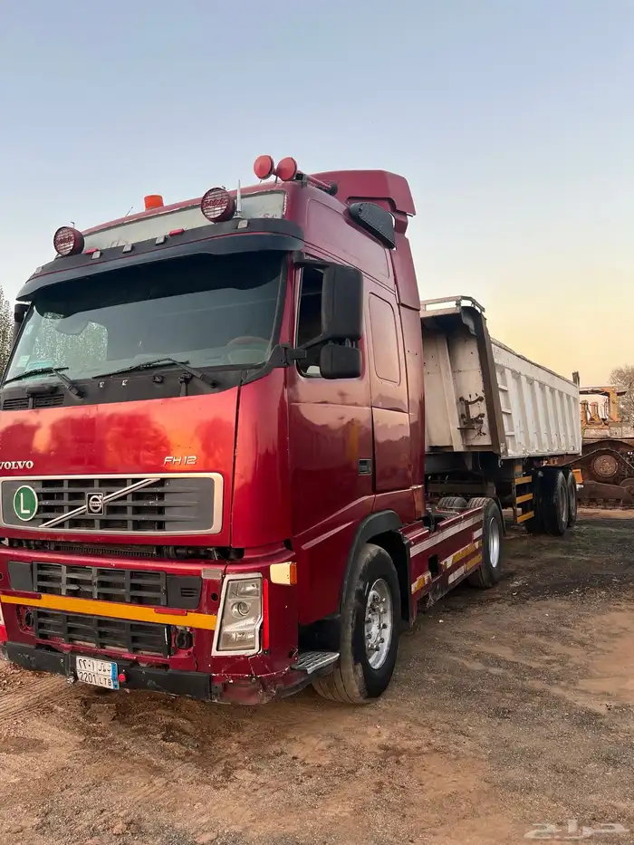 راس فولفو 2004 مع صندوق 24 0