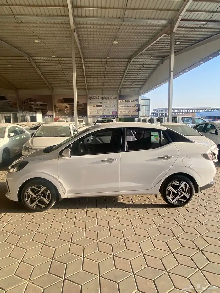 هونداي اي 10 فل كامل موديل 2024 ماشي 30 الف كلم 8