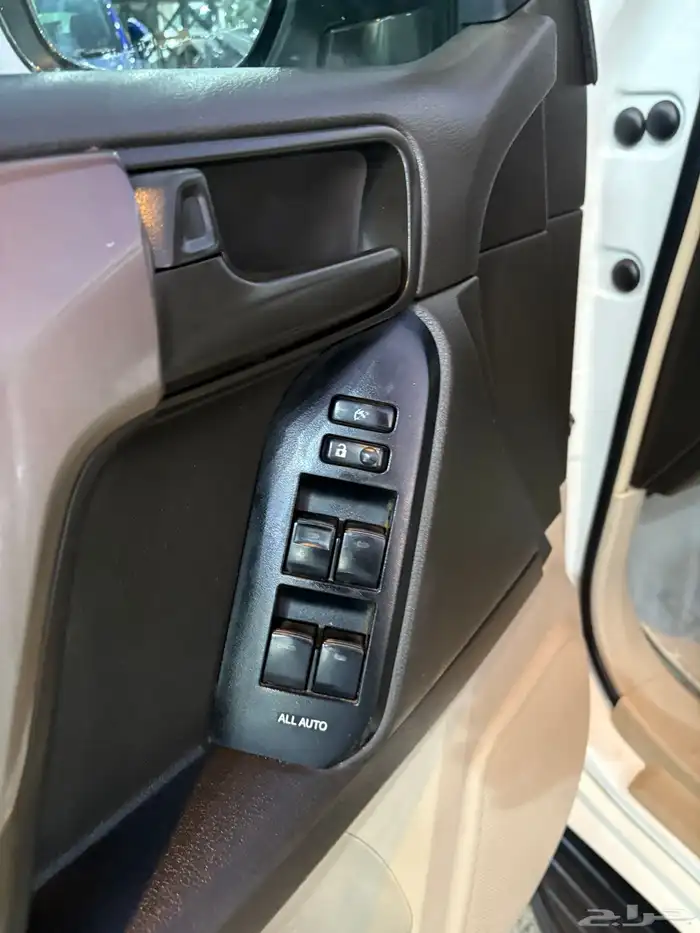 تويوتا برادو 2013للبيع6سلندر 6