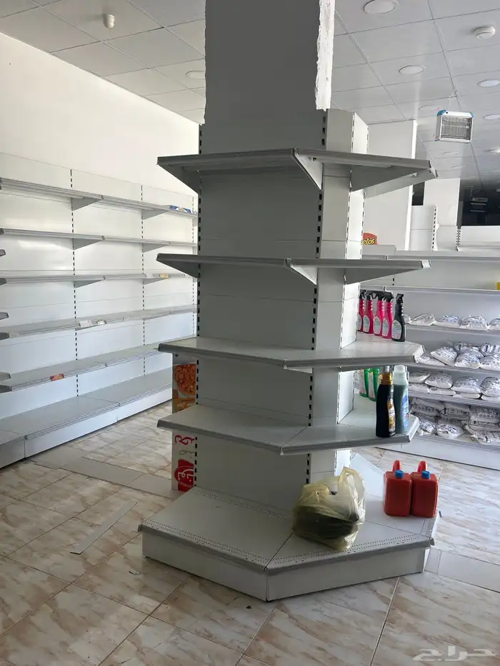 رفوف عرض عدد 24 كل رف 1 متر 2