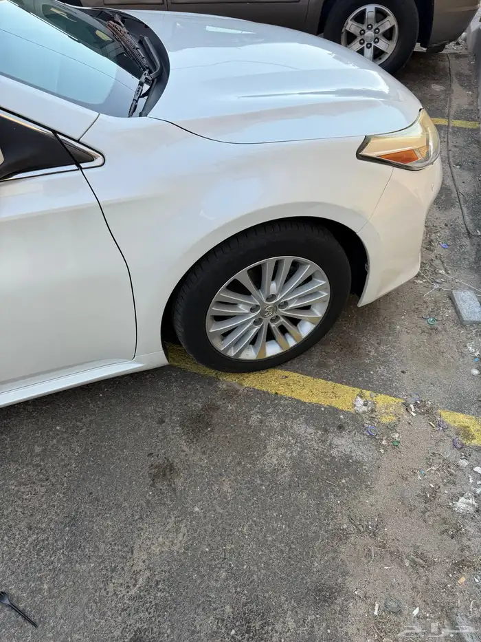 تويوتا افالون فل كامل فئة ليموتد 2013 19