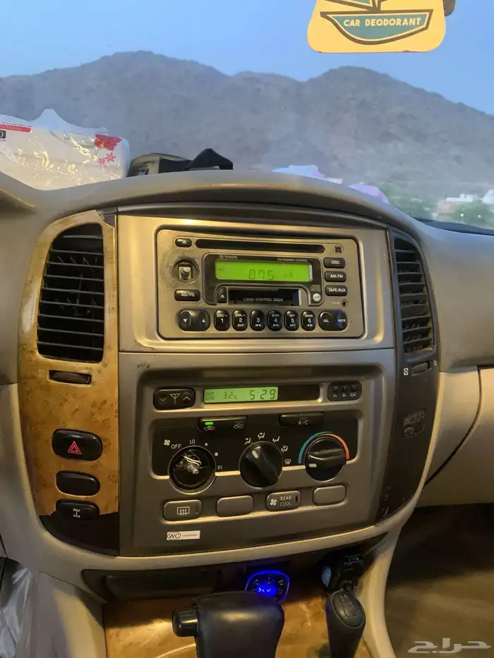 لاندكروزر 10