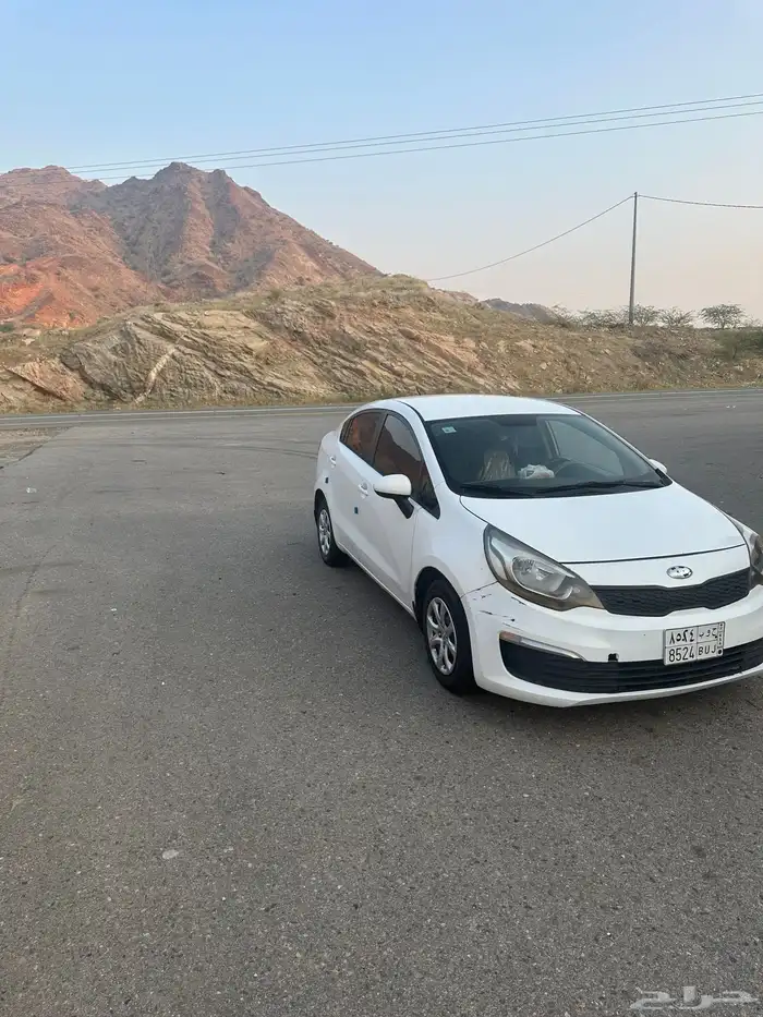 كيا ريو نضيف 3
