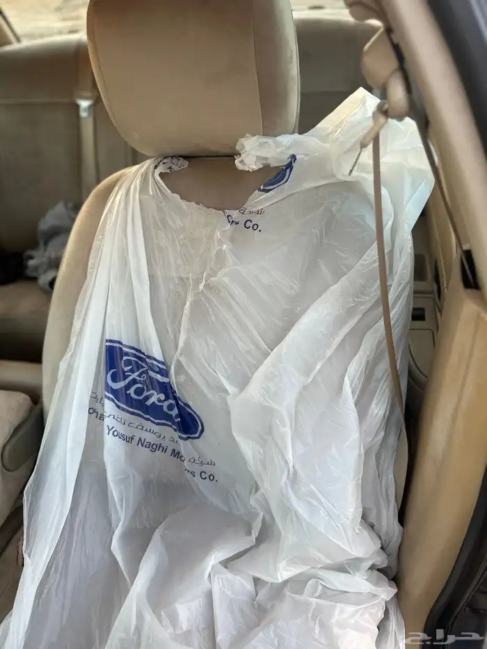 فكتوريا كحلي فل كامل نظيف 33