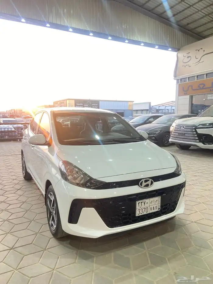 هونداي اي 10 فل كامل موديل 2024 ماشي 30 الف كلم 7