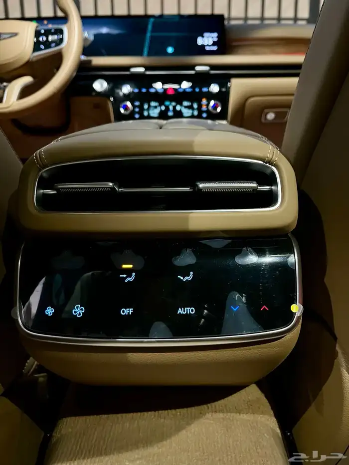 جنسس رويال 2025 G80 ( بحالة الوكالة ) 16