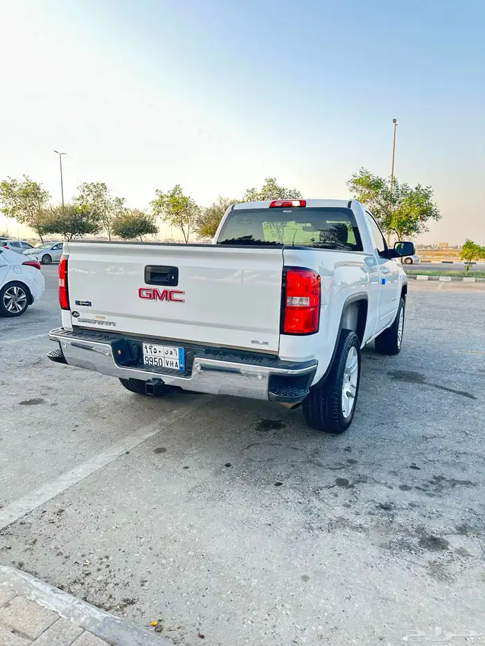 للبيع جمس سييرا 2018 غماره Z71 دبل 4X4 فل 9