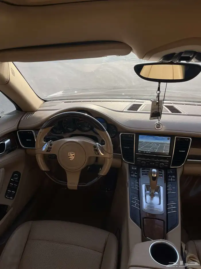 بورش باناميرا 2012 4