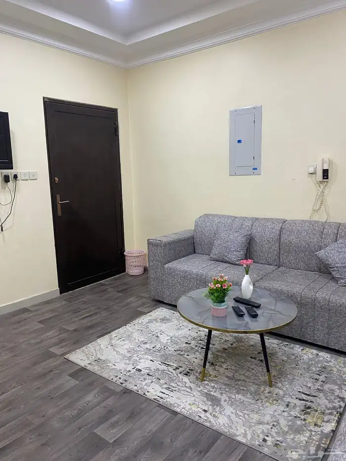 شقه مفروشه للايجار عوايل 5