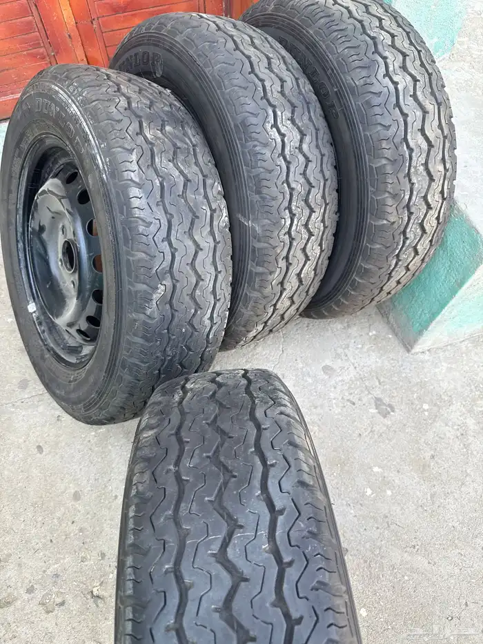 جنوط هايلوكس اصلي وكاله مقاس16 مع الكفرات 3