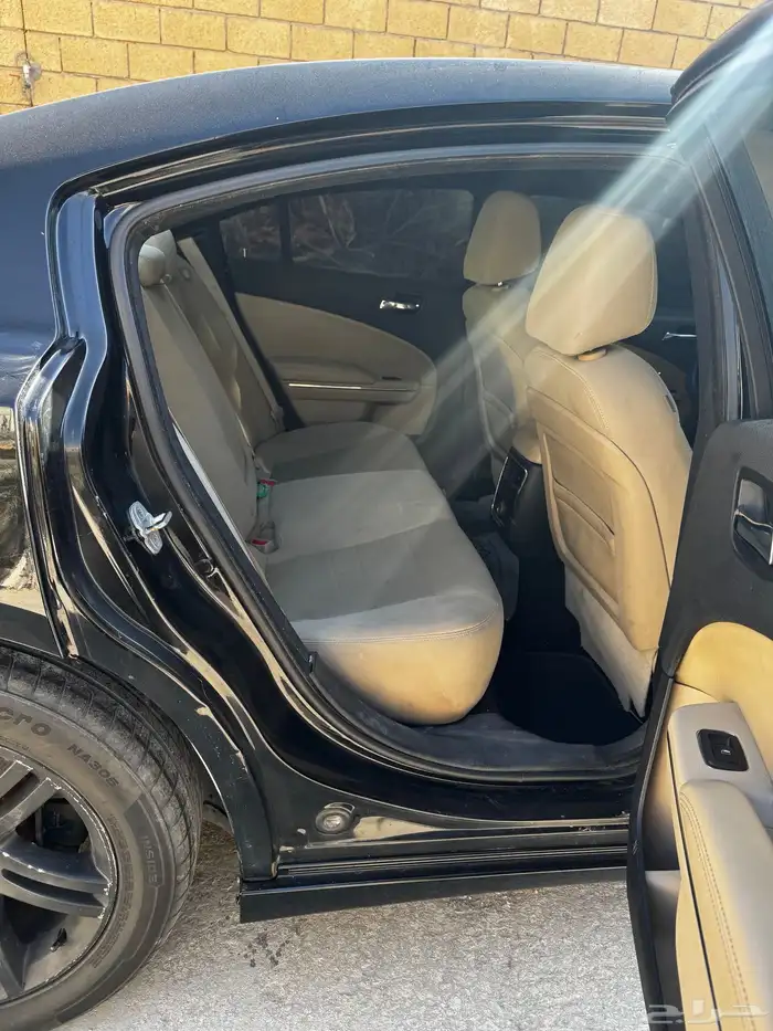 سيارة دوج موديل 2013 للبيع 5