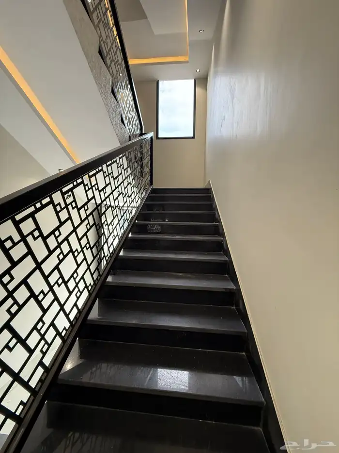 للبيع شقق علويه بمصعد وسطح خاص المحاله ابها 520الف 7