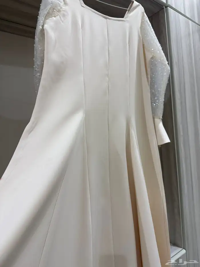 فستان للبيع 0