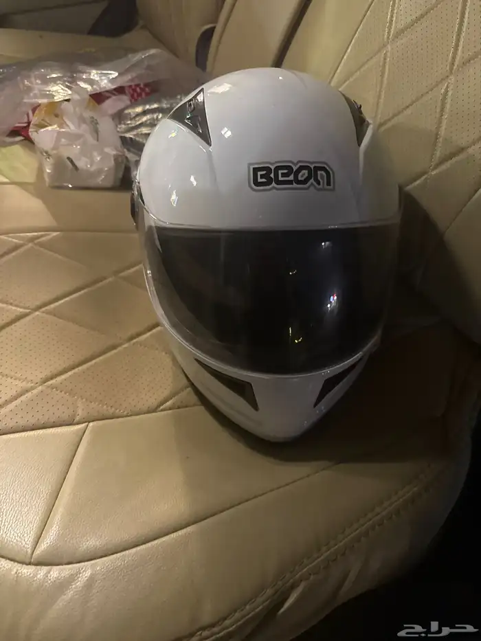 خوذه دباب ايطاليه نظيفه جدا عالسوم 0