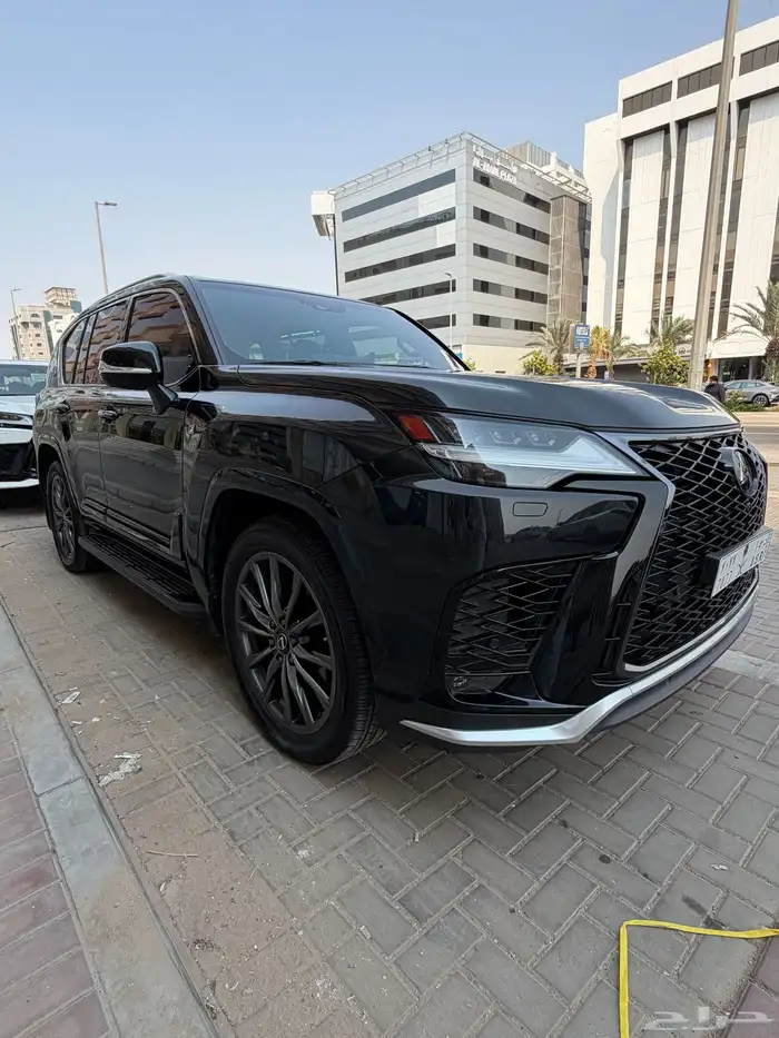 لكزس اف سبورت سعودي 3