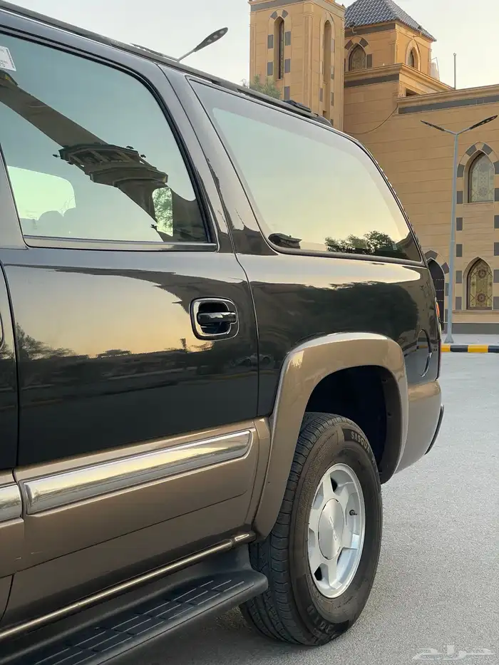GMC سوبربان 2004 مخزن 28