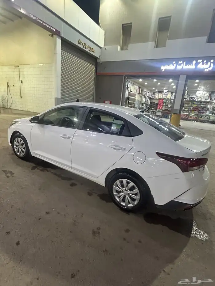 سياره اكسنت 2021 لون ابيض 13