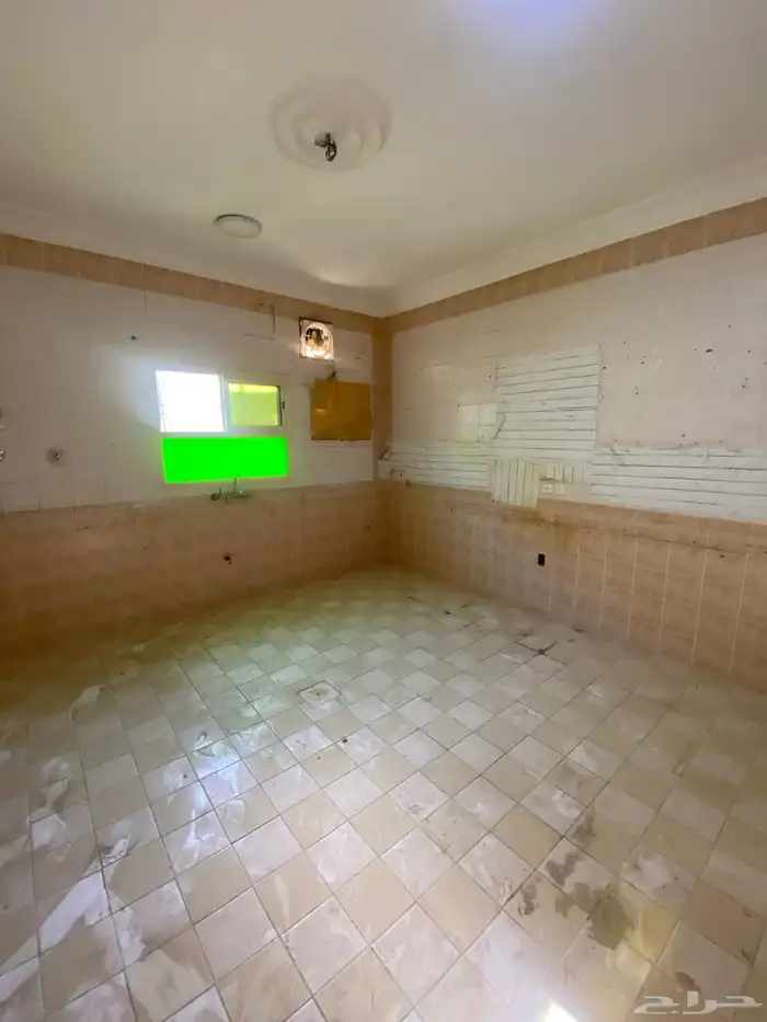 شقه للإيجار بحي طيبه 7