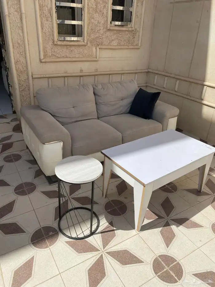 للإيجار استراحه دور اراضي عزاب بالصناعيه 7