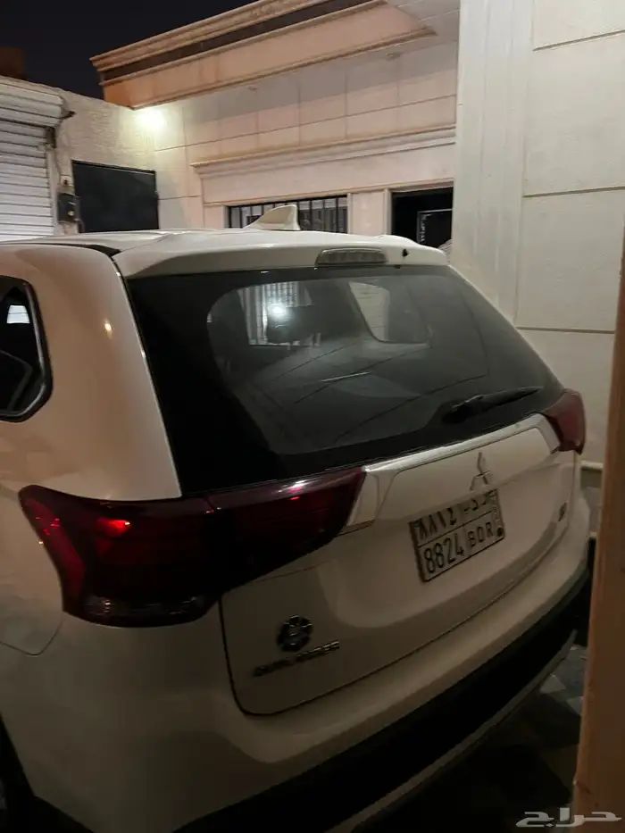 مستبيشي اوتلاندر 5