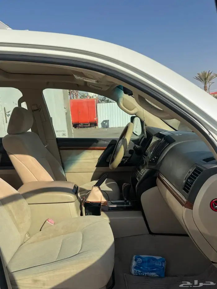 جيب لاندكروز 2014 فل كامل 8