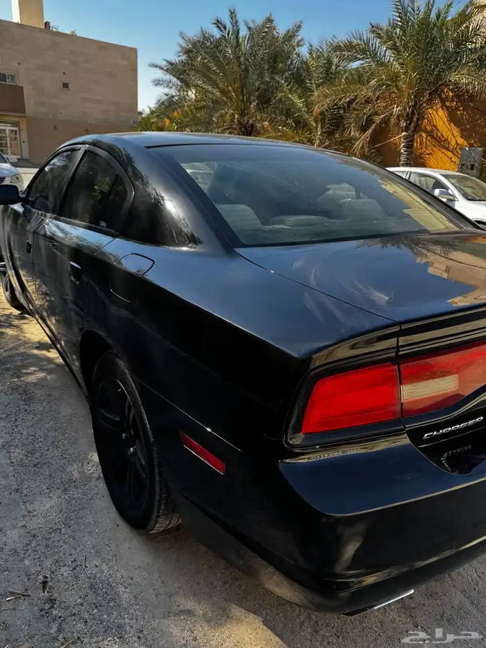 سيارة دوج موديل 2013 للبيع 3