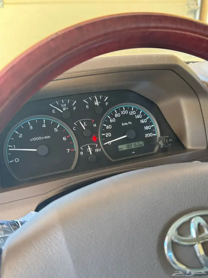 للبيع تويوتا شاص 2017 سعودي فل سوبر ديلوكس 4