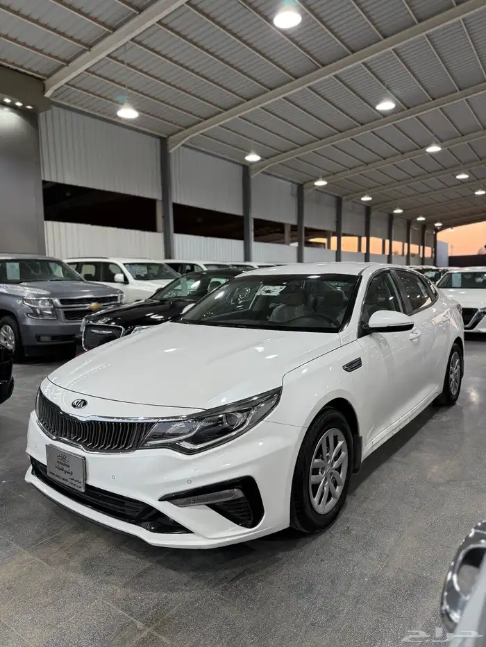 كيا اوبتيما 2020 لؤلؤي لدى معرض(عبيد الرشيدي) 1