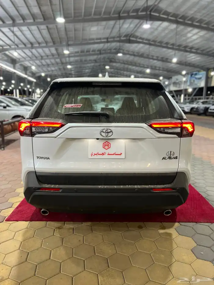 تويوتا   راف فور دفع امامي بنزين 2025جديد سعودي 98.900 شامل 3