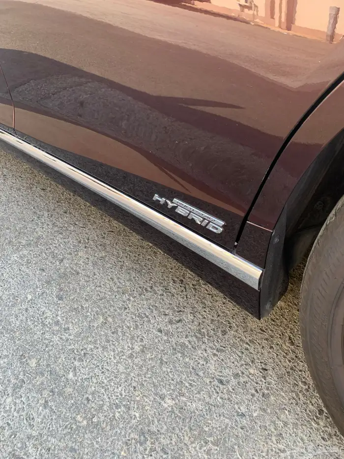 لكزس LS500h 2019 9
