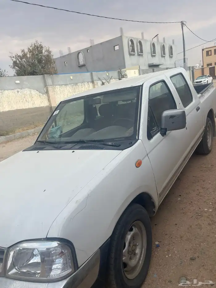 للبيع نيسان مديل 2000 3