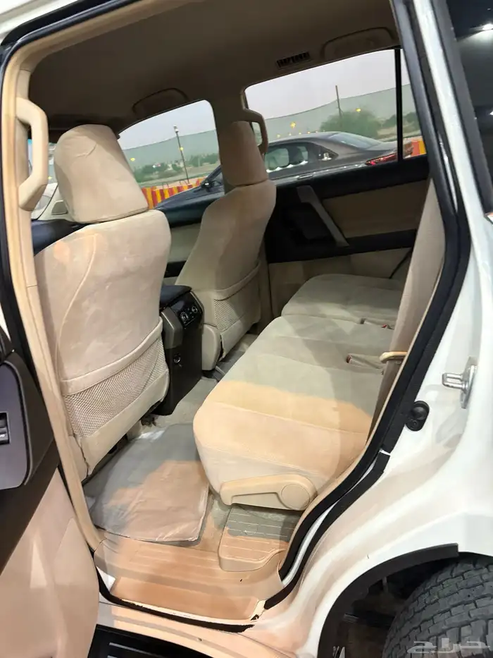 تويوتا برادو 2013للبيع6سلندر 7