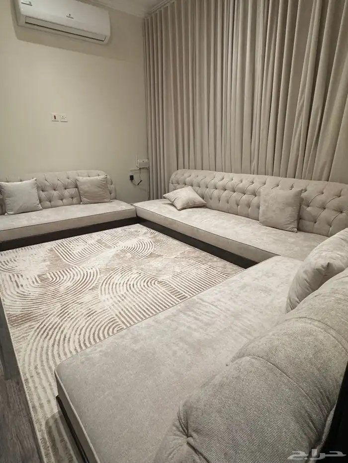 جلسة ارضيه شبه جديده 1