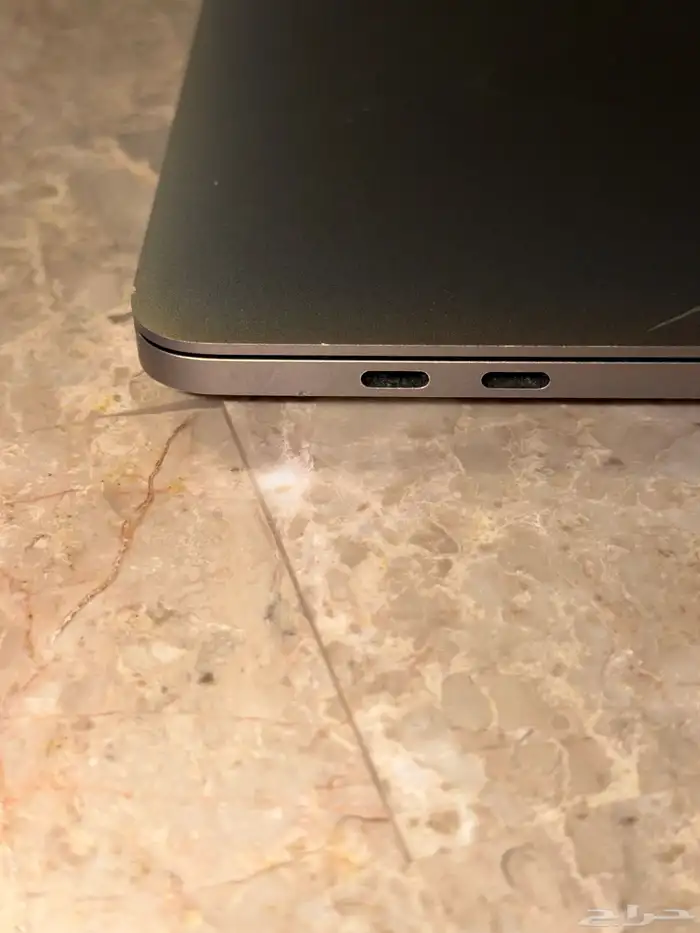 MacBook Pro 13-inch (2020  Touch Bar) 6