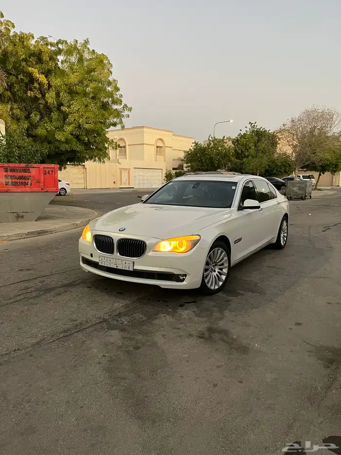 BMW 730 موديل 2012 10