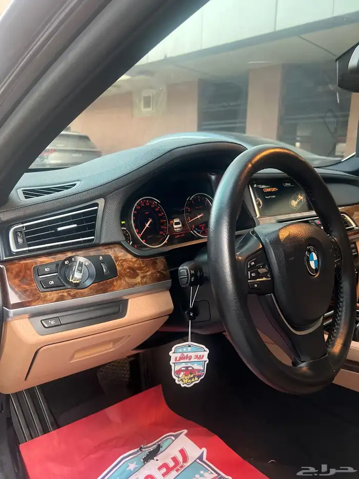 بي ام دبليو 2015 فل كامل 730 نظيف 6