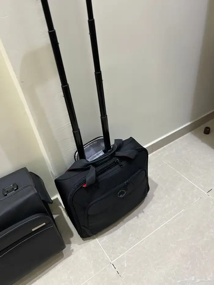 مجموعة شنط ديلسي delsey صناعه فرنسيه vintage 19