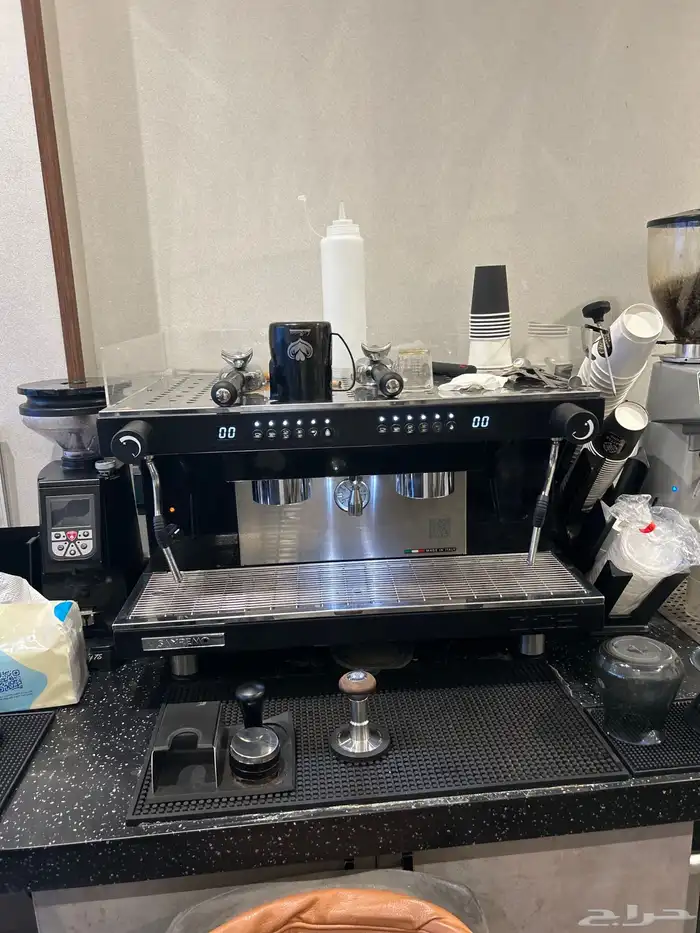 كافي للتقبيل او البيع 2