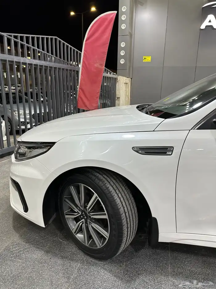 كيا اوبتيما 2020 مطور لدى معرض(عبيد الرشيدي) 4