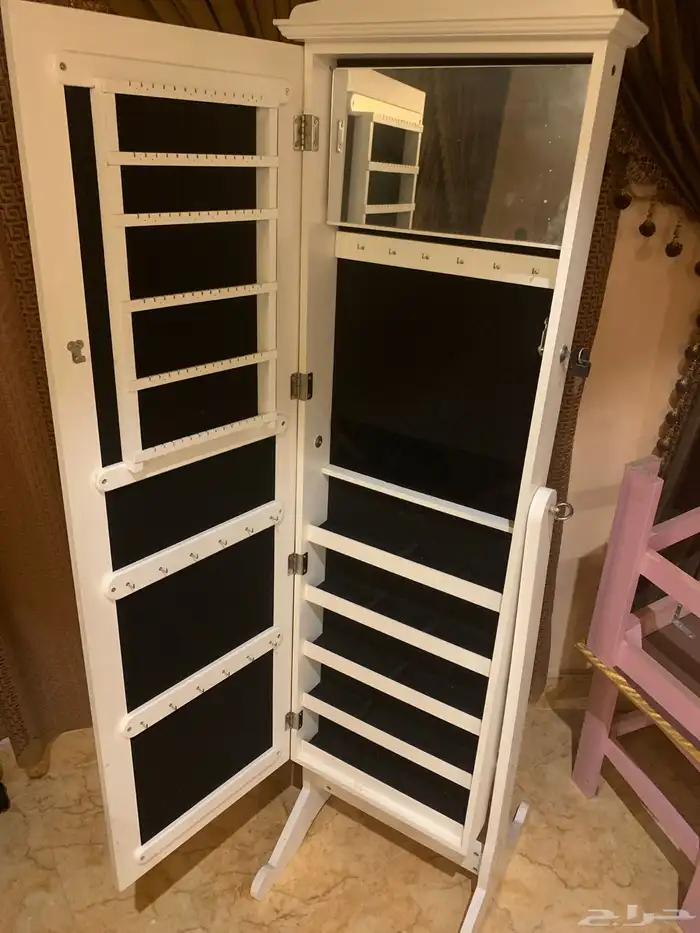 مرآة حافظة مجوهرات 1