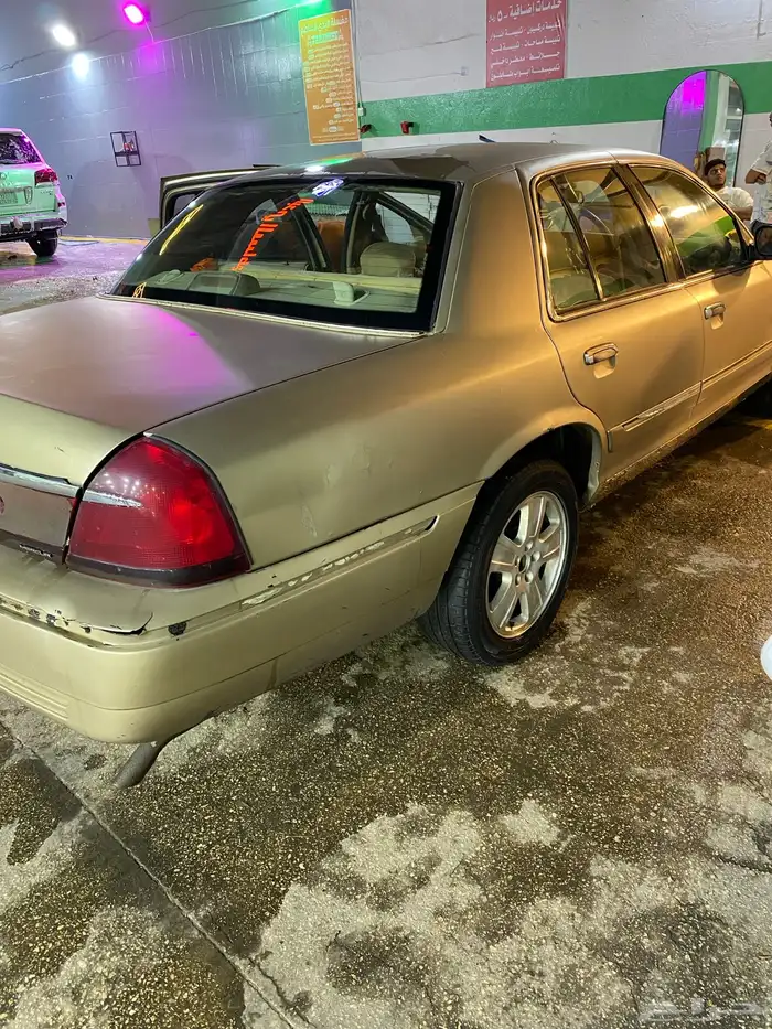 فورد ماكيز 2000 2