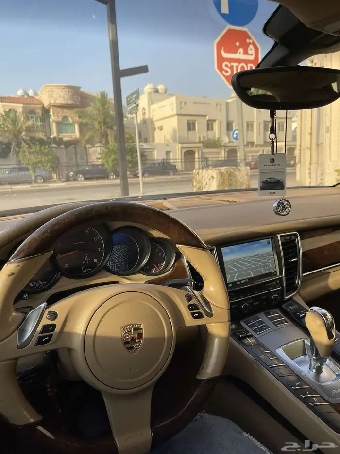 بورش باناميرا 2012 7