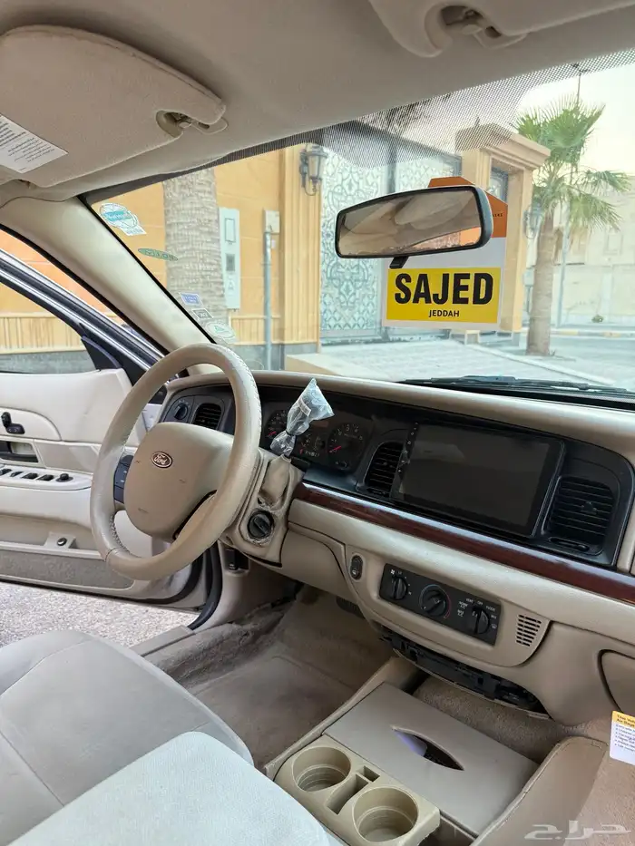 فورد كراون فكتوريا - 2012 سعودي ( استخدام شخصي ) 42