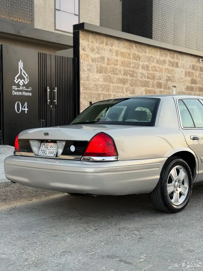 فورد كراون فكتوريا - 2012 سعودي ( استخدام شخصي ) 17