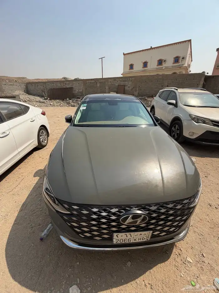 أزيرا موديل 2021 للبيع 4