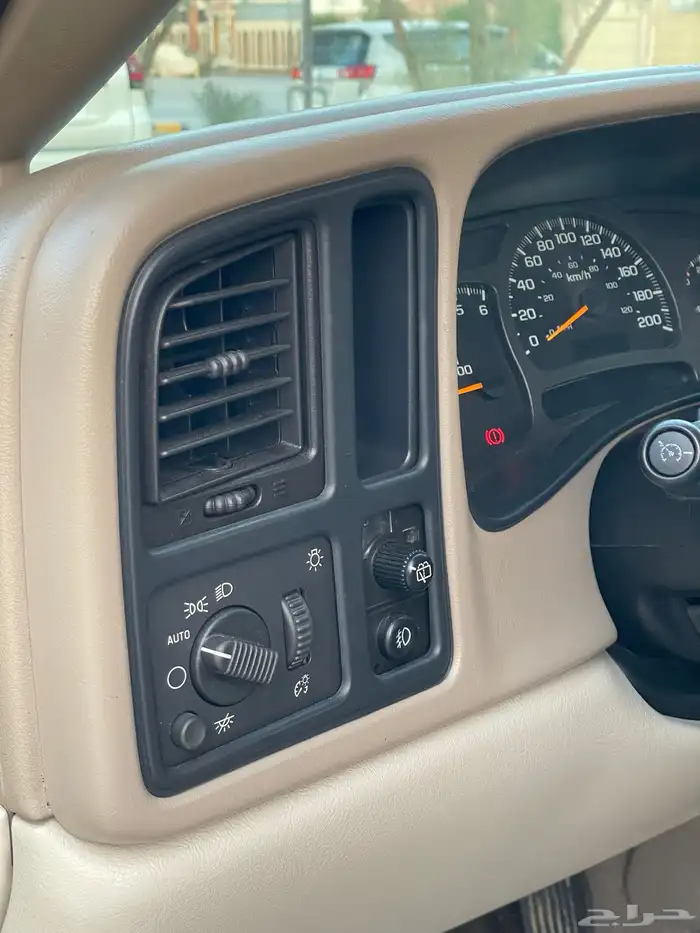 GMC سوبربان 2004 مخزن 45