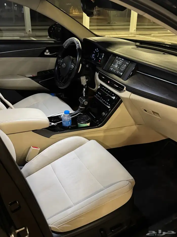 كيا كادينزا 8