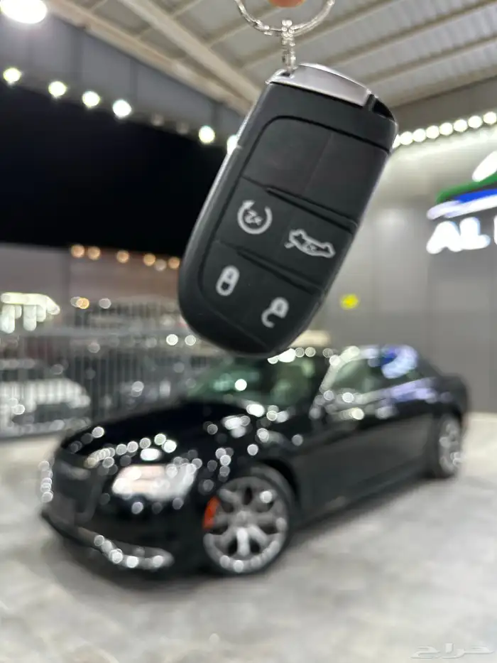 كرايزلر C300 اسود 2021 هيمي V8 5.7 معرض(عبيد الرشيدي) 36