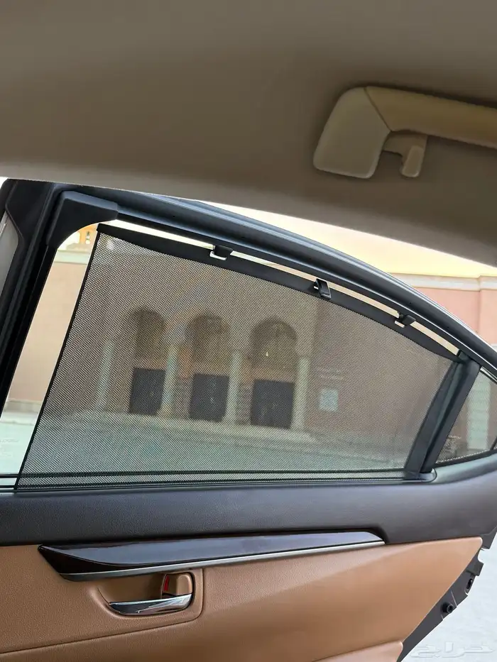 لكزس 2017 ممشى قليل 12