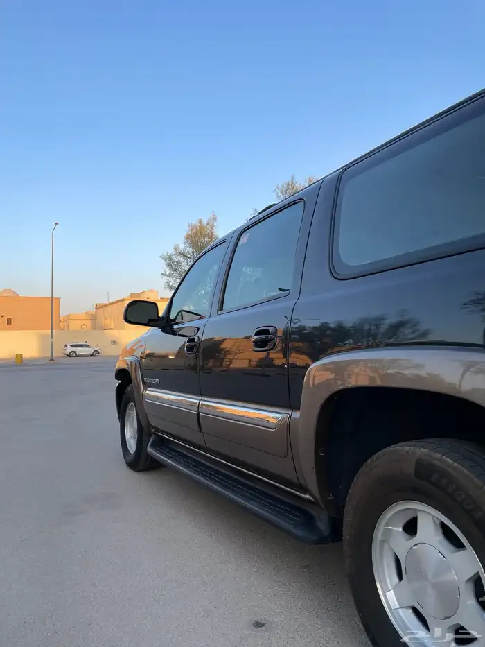 GMC سوبربان 2004 مخزن 25